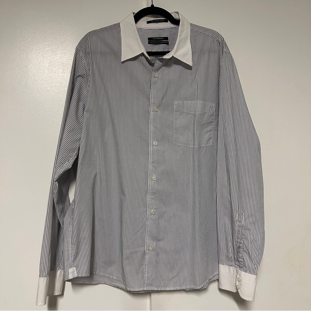 Club Monaco 180’s compact cotton Striped Button up shirt size XL